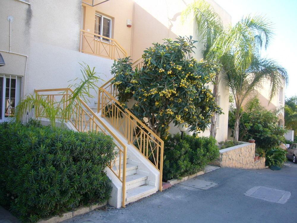 Appartement Santa Barbara Complex à Limassol Extérieur photo