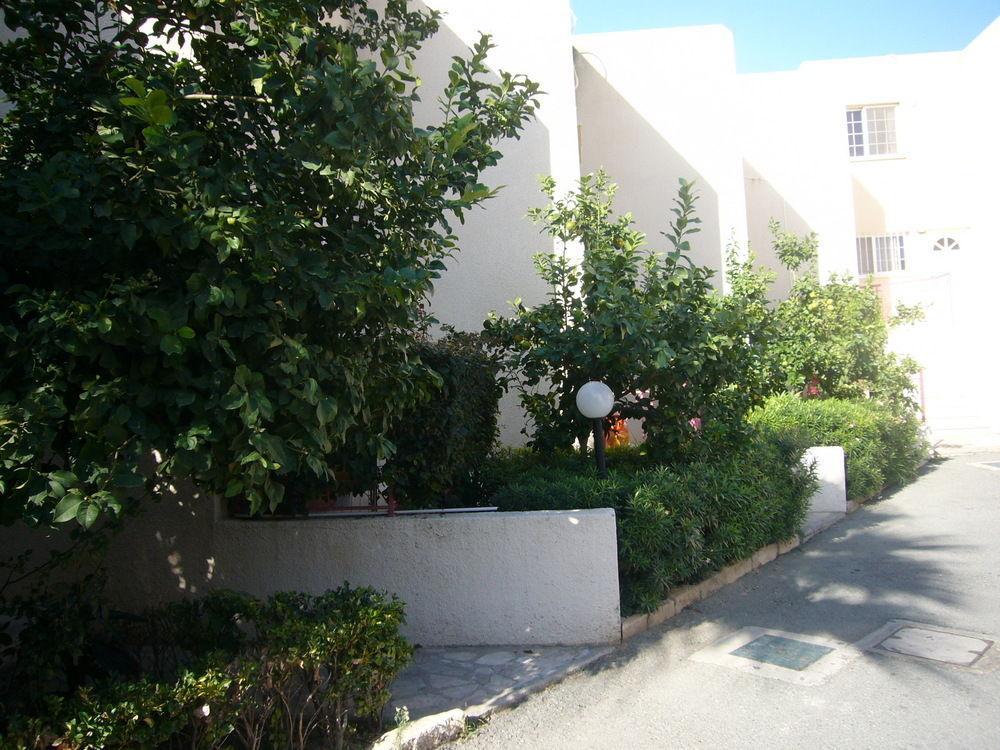 Appartement Santa Barbara Complex à Limassol Extérieur photo