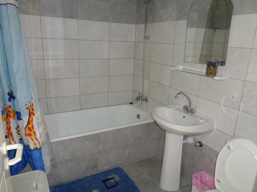 Appartement Santa Barbara Complex à Limassol Extérieur photo