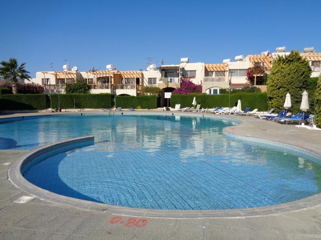 Appartement Santa Barbara Complex à Limassol Extérieur photo