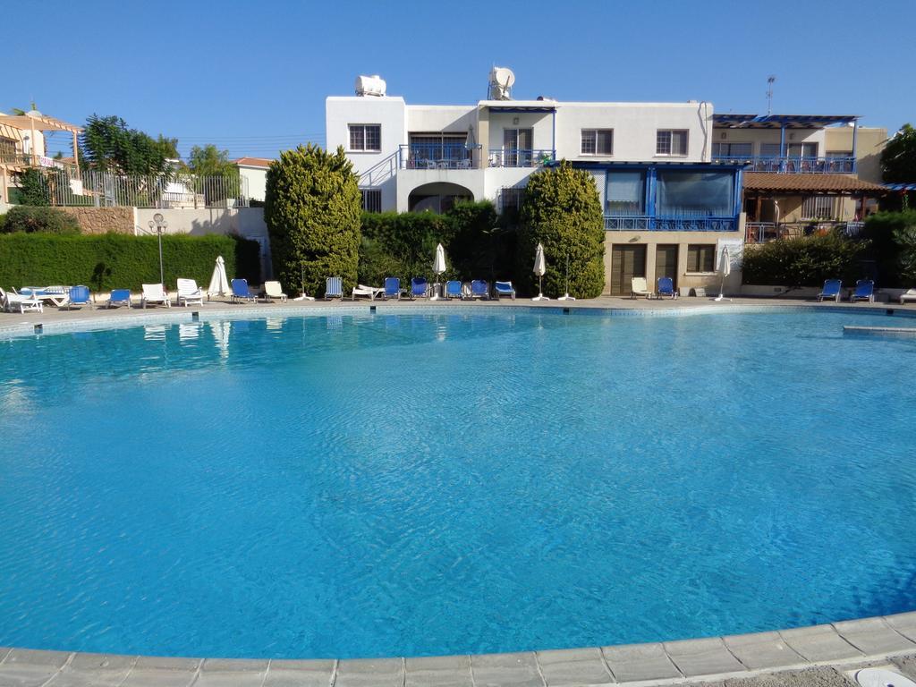 Appartement Santa Barbara Complex à Limassol Extérieur photo